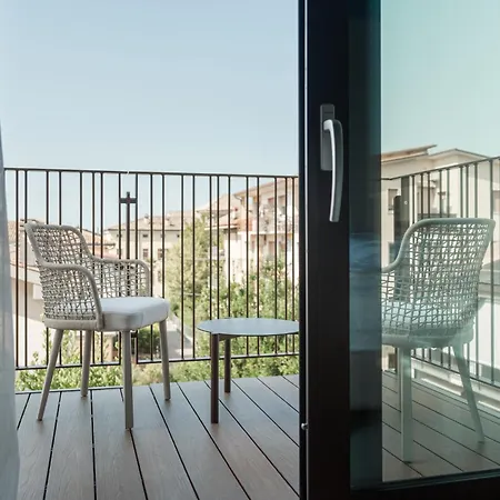 Wanderlust & - & - Bardolino, Di Garda - Verona Отель Бардолино