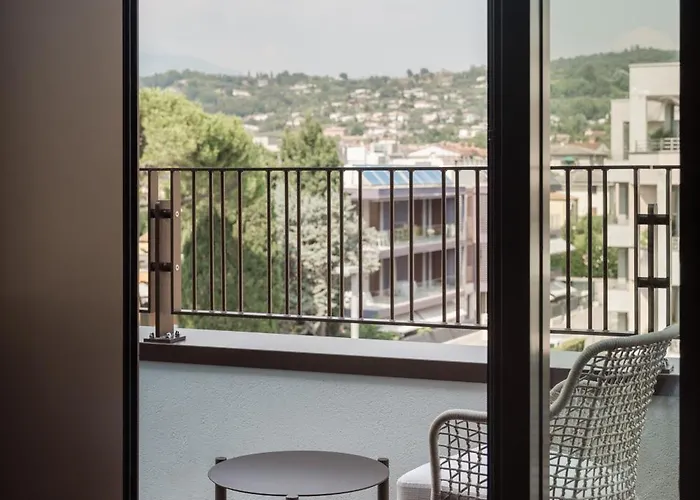 Wanderlust - Suite&spa - Apartments&villas - Bardolino, Di Garda - Verona 4*