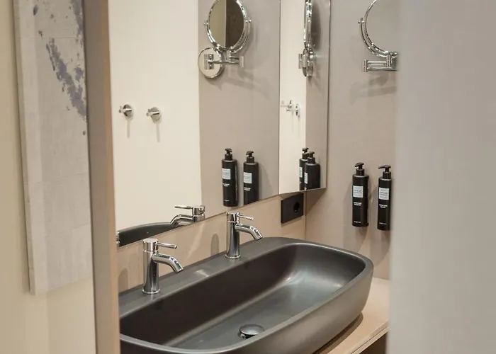 Hotel Wanderlust - Suite&spa - Apartments&villas - Bardolino, Di Garda - Verona 4*