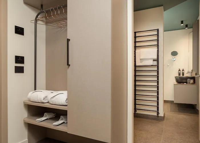 Wanderlust - Suite&spa - Apartments&villas - Bardolino, Di Garda - Verona Bardolino