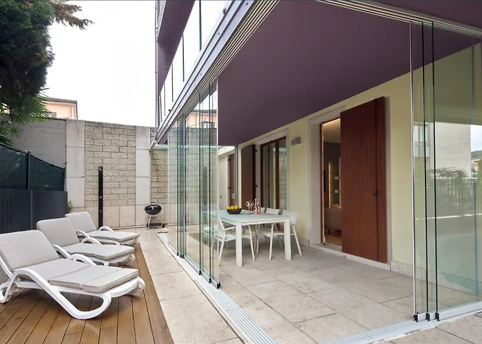 Hotel Wanderlust - Suite&spa - Apartments&villas - Bardolino, Di Garda - Verona Bardolino