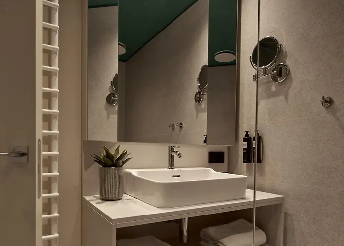 Wanderlust - Suite&spa - Apartments&villas - Bardolino, Di Garda - Verona Hotel 4*