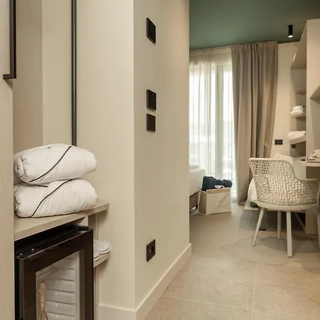 Hotell Wanderlust & - & - Bardolino, Di Garda - Verona Bardolino