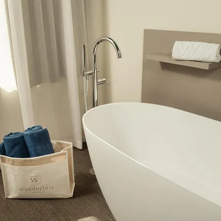 Wanderlust - & - & - Bardolino, Di Garda - Verona