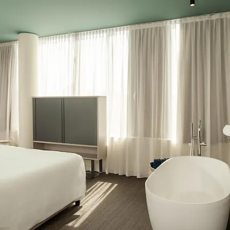 Готель Wanderlust - & - & - Bardolino, Di Garda - Verona Бардоліно