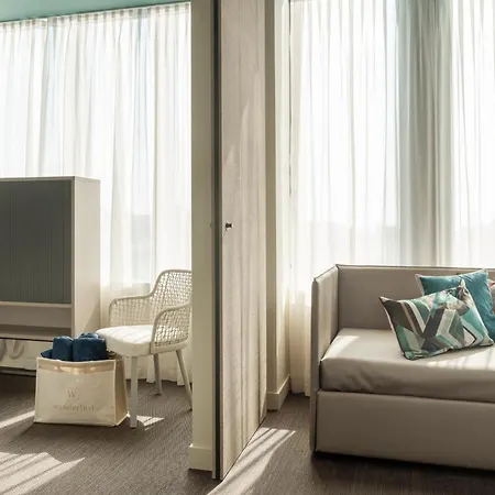 Wanderlust & - & - Bardolino, Di Garda - Verona Hotell