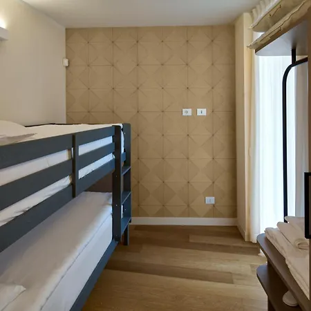 Hotell Wanderlust & - & - Bardolino, Di Garda - Verona 4*