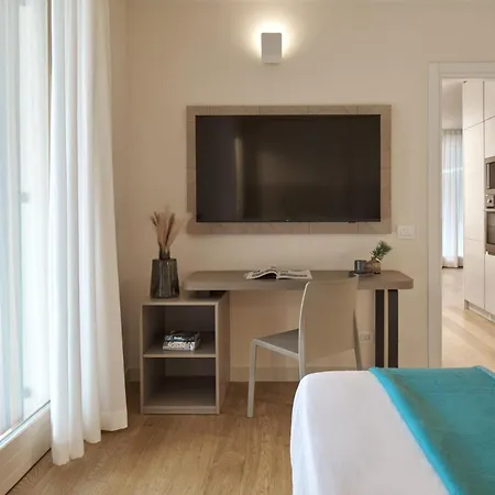 Отель Wanderlust - & - & - Bardolino, Di Garda - Verona