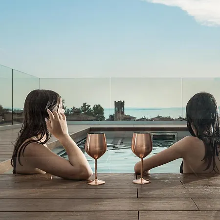 Wanderlust - & - & - Bardolino, Di Garda - Verona Готель Бардоліно
